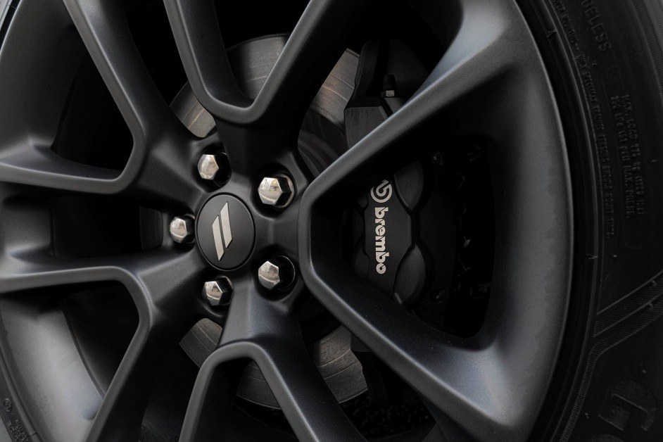Dodge Challenger R/T angle 5